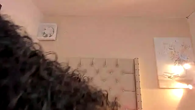 Snapshot of vanesasexyhot21 chatting on September 20, 2025, 2:27 am vanesasexyhot21 online show from September 20, 2025, 2:27 am