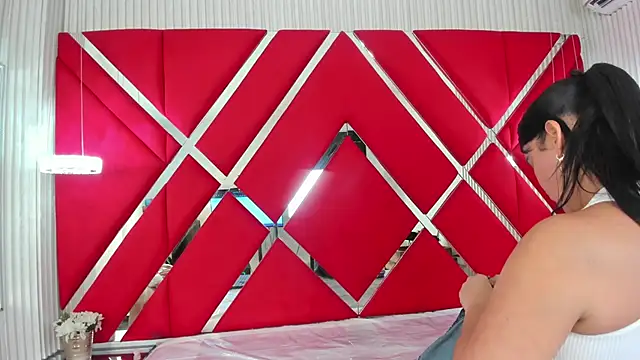 SusanCouper online show from February 21, 2026, 10:34 pm