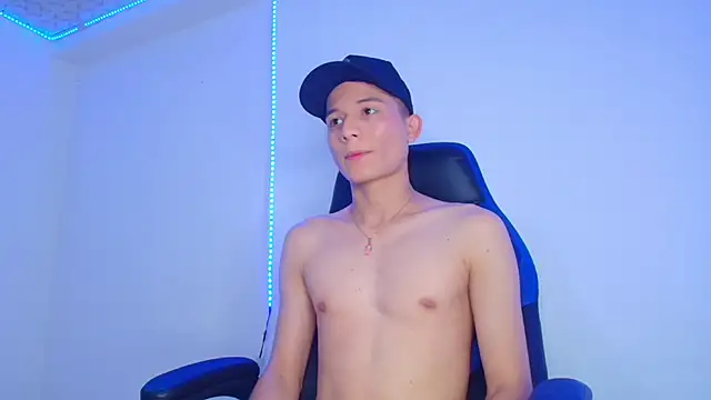 bryamer 19 online show from February 11, 2025, 2:03 am