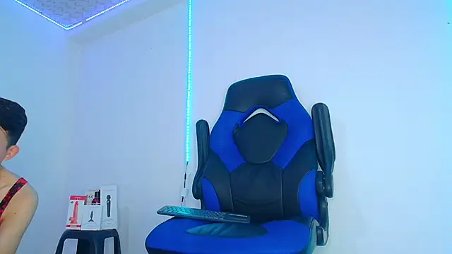 bryamer 19 online show from March 14, 2025, 1:59 am