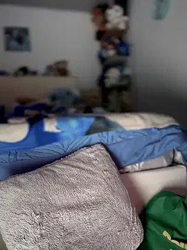 Snapshot of -Loren- chatting on January 11, 2026, 12:56 pm -Loren- online show from January 11, 2026, 12:56 pm