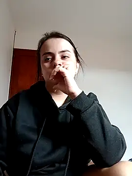 Im Amelia online show from February 11, 2025, 9:56 pm