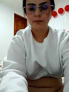 Im Amelia online show from February 15, 2025, 2:47 am