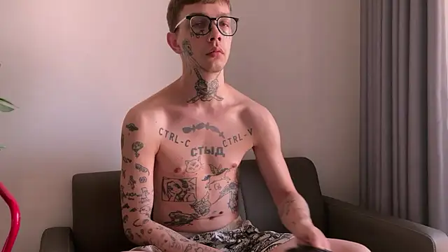 anahori  simon online show from April 3, 2026, 12:28 am