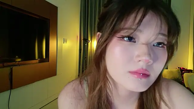 KitayamaChu online show from November 29, 2025, 5:35 pm