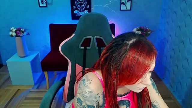 Snapshot of Miss-Tattoo chatting on March 21, 2025, 3:13 pm Miss-Tattoo online show from March 21, 2025, 3:13 pm