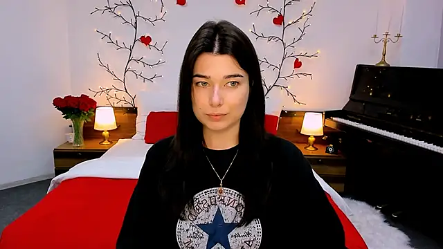 Snapshot of _Sun_Shy_ chatting on October 10, 2025, 1:23 pm Sun Shy online show from October 10, 2025, 1:23 pm