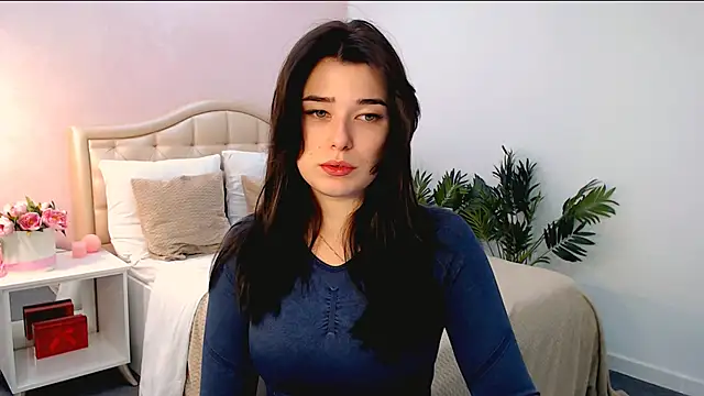 Snapshot of _Sun_Shy_ chatting on October 19, 2025, 9:12 am Sun Shy online show from October 19, 2025, 9:12 am