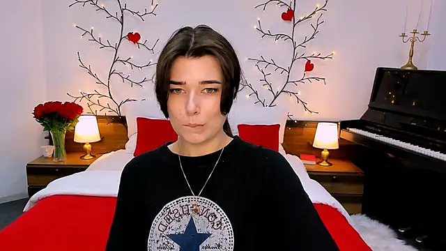 Snapshot of _Sun_Shy_ chatting on September 18, 2025, 9:12 am Sun Shy online show from September 18, 2025, 9:12 am