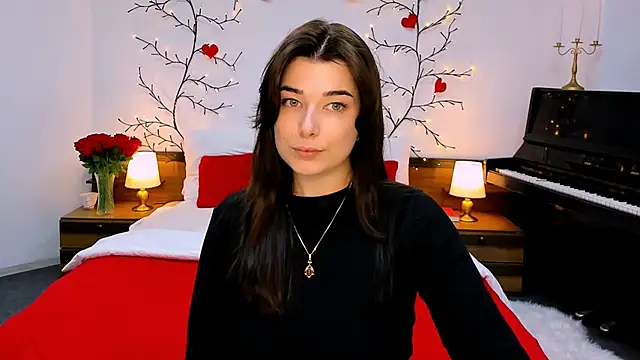 Snapshot of _Sun_Shy_ chatting on September 29, 2025, 1:06 pm Sun Shy online show from September 29, 2025, 1:06 pm