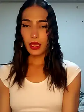 Lanna hott  online show from February 19, 2025, 6:43 pm