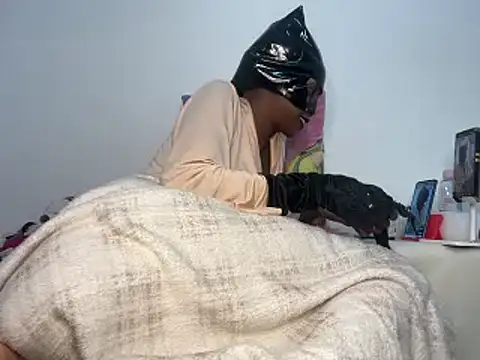 jamilla3 online show from December 17, 2024, 5:51 am