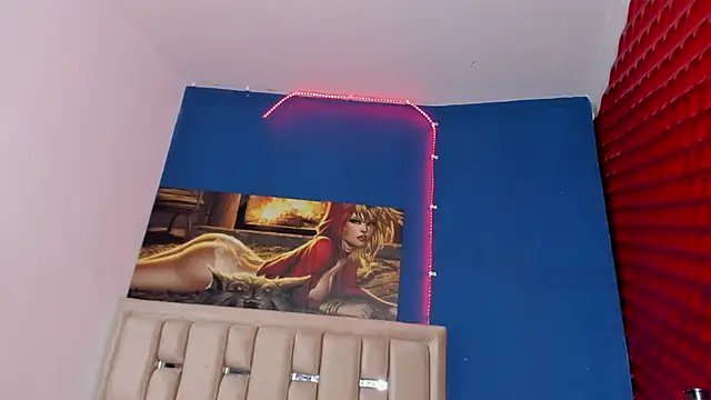 SaraRoy  online show from February 12, 2025, 12:22 pm