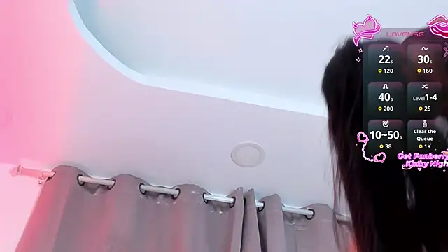 Snapshot of SaraRoy_ chatting on February 9, 2026, 10:41 pm SaraRoy online show from February 9, 2026, 10:41 pm