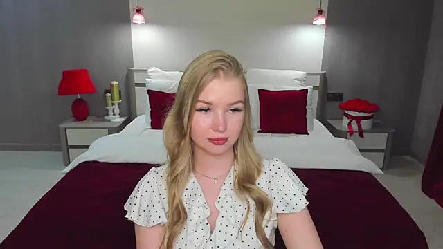 shy  lady online show from June 26, 2026, 11:43 pm