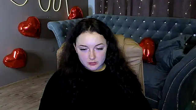 GloriNichols online show from February 6, 2025, 3:41 pm