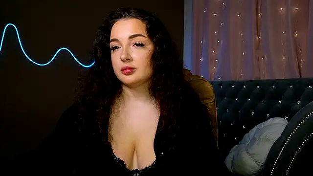 Snapshot of GloriNichols chatting on September 22, 2025, 11:27 am GloriNichols online show from September 22, 2025, 11:27 am