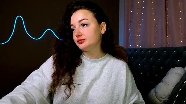 Snapshot of GloriNichols chatting on September 26, 2025, 7:15 am GloriNichols online show from September 26, 2025, 7:15 am