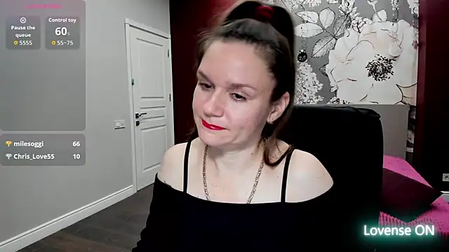 AriaGray online show from February 13, 2026, 4:23 am