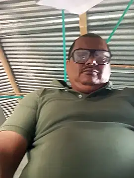 fabio-cali online show from October 26, 2025, 9:04 pm