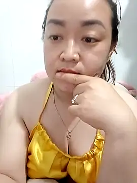 VyOanh2K online show from March 3, 2025, 5:20 pm