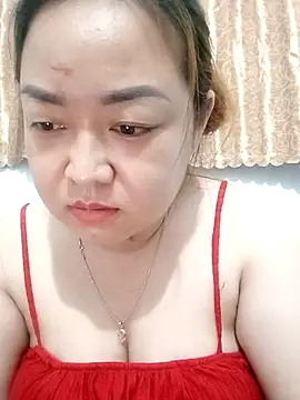 VyOanh2K online show from October 2, 2025, 4:21 pm