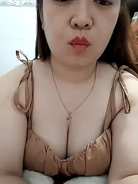 VyOanh2K online show from March 14, 2025, 5:24 pm