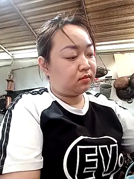 VyOanh2K online show from March 5, 2025, 2:57 am