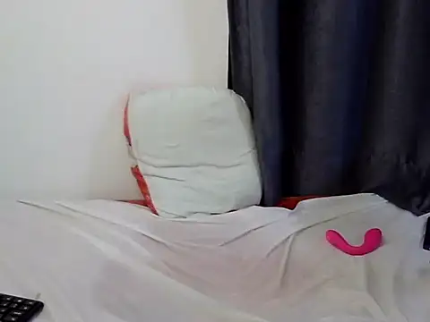 Shaniz 254 online show from March 6, 2025, 6:48 pm