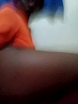 petitebaby001 online show from April 22, 2026, 7:59 am