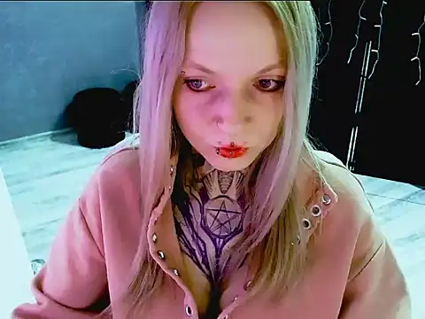 InesGold online show from October 2, 2025, 8:18 am