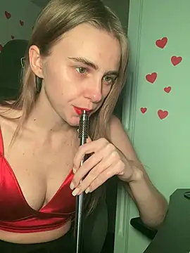 Snapshot of GraceTorrez chatting on February 20, 2025, 3:08 pm GraceTorrez online show from February 20, 2025, 3:08 pm