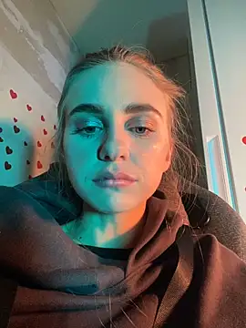 Snapshot of GraceTorrez chatting on February 24, 2025, 11:54 am GraceTorrez online show from February 24, 2025, 11:54 am