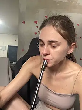 Snapshot of GraceTorrez chatting on March 18, 2025, 9:12 am GraceTorrez online show from March 18, 2025, 9:12 am