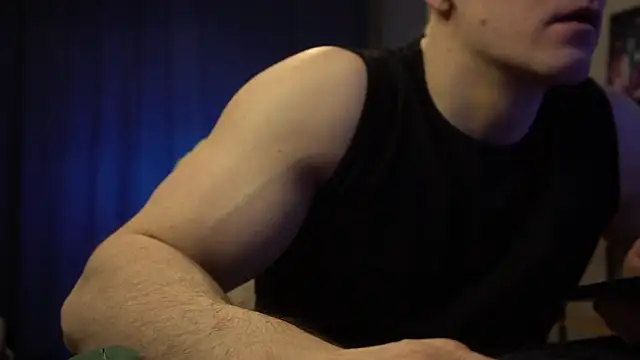 Snapshot of Bruno_Banani chatting on March 3, 2026, 4:36 pm Bruno Banani online show from March 3, 2026, 4:36 pm