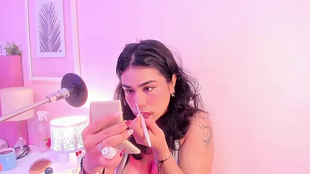 Snapshot of zyle_boobs chatting on October 3, 2025, 1:01 pm zyle boobs online show from October 3, 2025, 1:01 pm