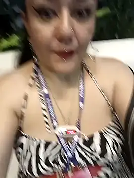 Snapshot of Kinkster_Jade chatting on February 23, 2025, 11:36 pm Kinkster Jade online show from February 23, 2025, 11:36 pm