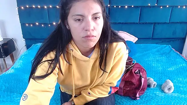 MartinaFonse online show from March 15, 2025, 12:24 pm