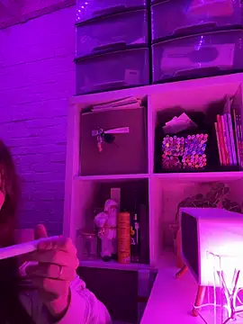 sophiamlf online show from December 17, 2025, 10:15 pm