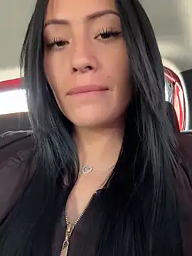 Snapshot of Sara_luna_ chatting on March 18, 2025, 2:50 pm Sara luna online show from March 18, 2025, 2:50 pm