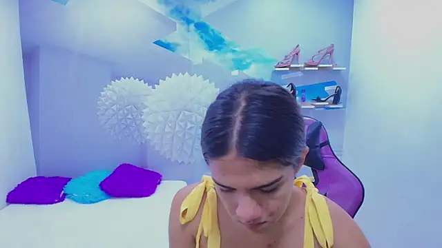 DEMI LEED online show from November 8, 2025, 12:42 pm