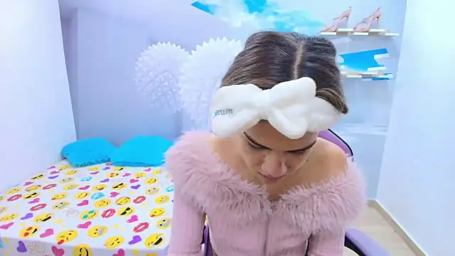 DEMI LEED online show from February 12, 2026, 11:54 am