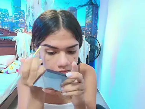 Snapshot of DEMI_LEED chatting on October 18, 2025, 11:34 am DEMI LEED online show from October 18, 2025, 11:34 am