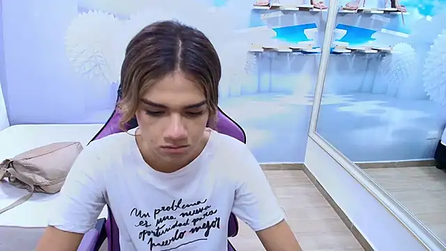 DEMI LEED online show from February 28, 2026, 7:13 pm