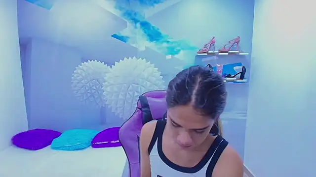 DEMI LEED online show from November 12, 2025, 12:09 pm