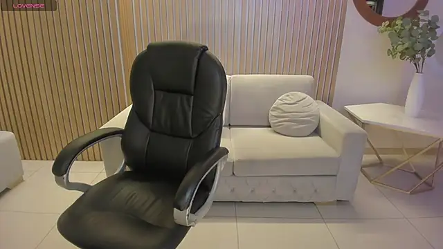 AbbyDalton online show from February 28, 2025, 11:36 am