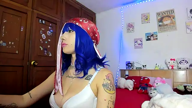 Snapshot of LunaDeCristall chatting on September 17, 2025, 8:16 am LunaDeCristall online show from September 17, 2025, 8:16 am