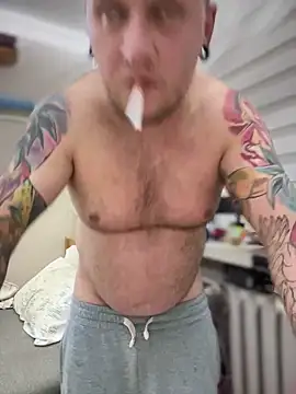 Snapshot of PierreNaked89 chatting on October 28, 2025, 9:14 pm PierreNaked89 online show from October 28, 2025, 9:14 pm