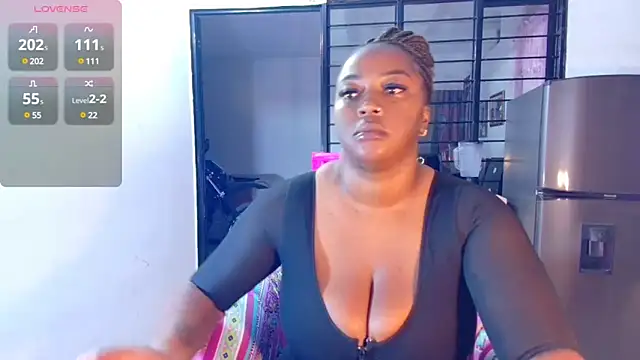 Snapshot of CiaraEbony chatting on March 11, 2025, 9:24 am CiaraEbony online show from March 11, 2025, 9:24 am