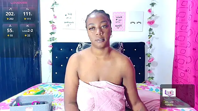 Snapshot of CiaraEbony chatting on September 26, 2025, 1:45 am CiaraEbony online show from September 26, 2025, 1:45 am